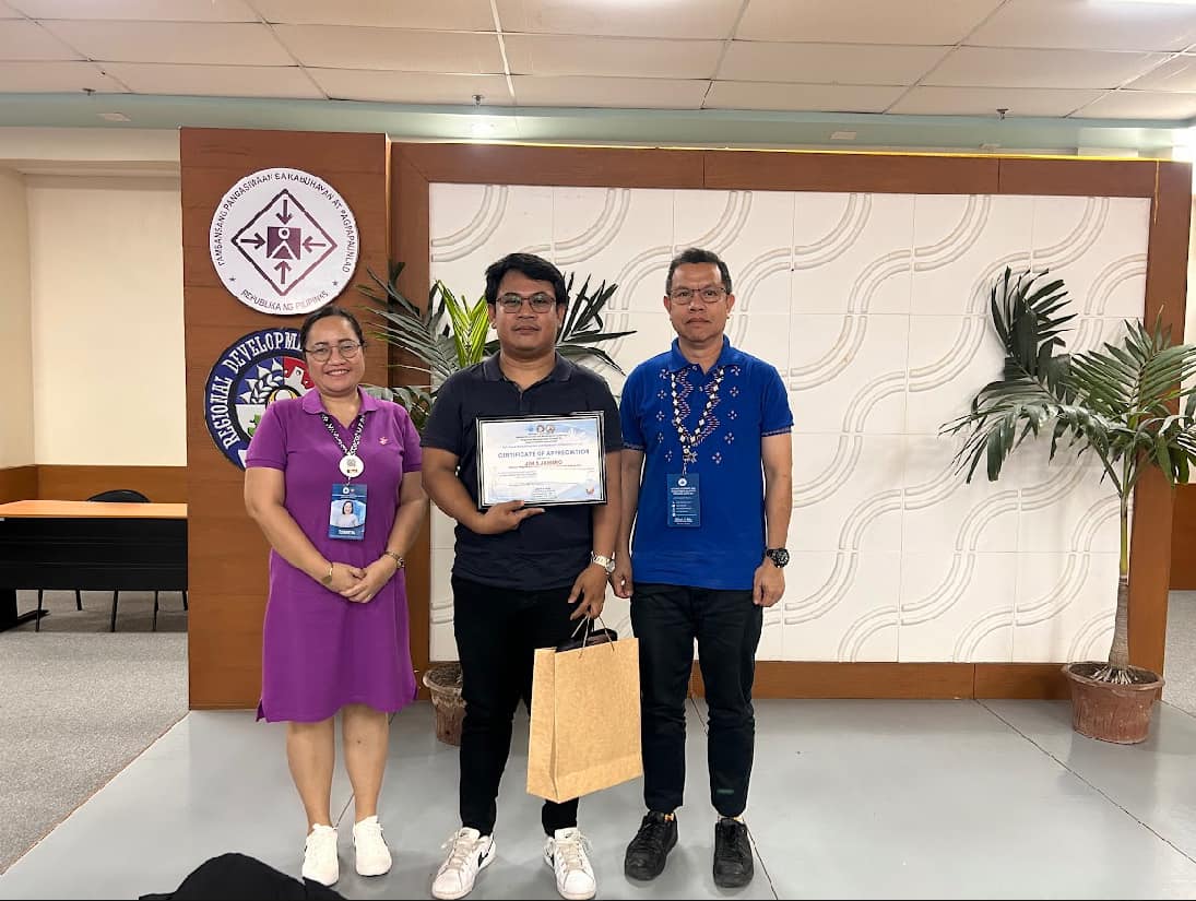 LEADING THE CHARGE TO A DATA-DRIVEN FUTURE