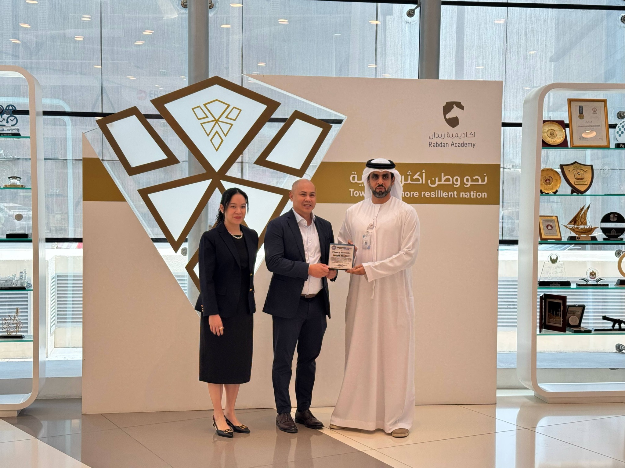 RAMON MAGSAYSAY MEMORIAL COLLEGES MAKES HISTORY AS THE FIRST PHILIPPINE INSTITUTION TO VISIT UAE'S RABDAN ACADEMY