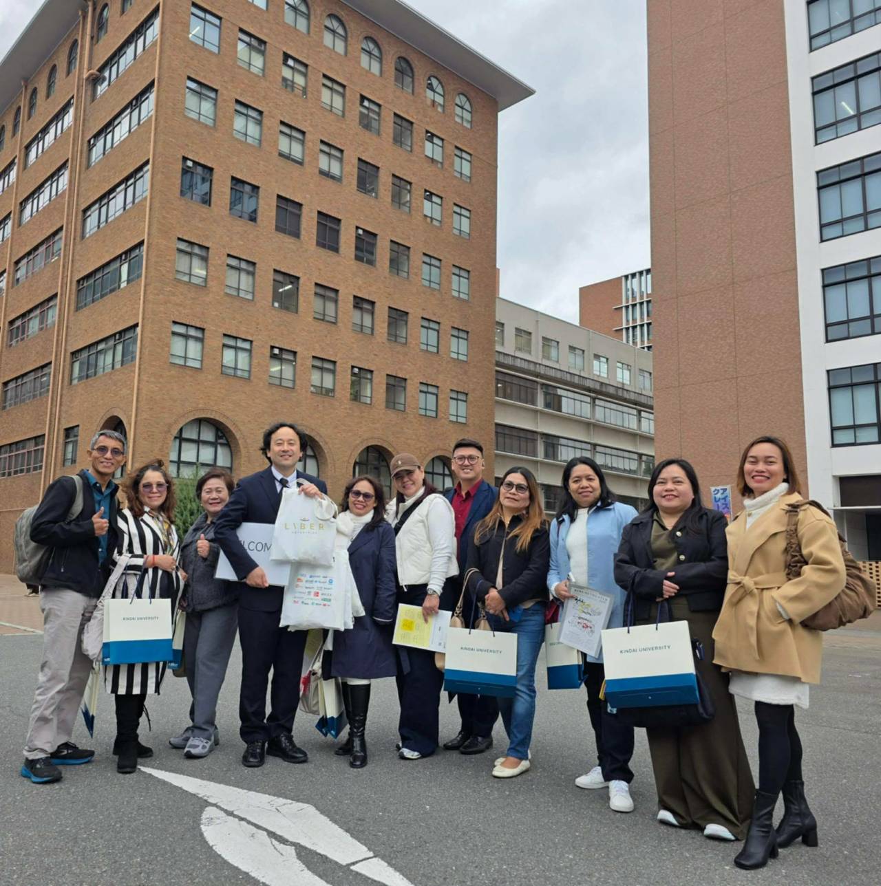 𝐑𝐌𝐌𝐂-𝐆𝐄𝐍𝐒𝐀𝐍 𝐋𝐈𝐁𝐑𝐀𝐑𝐈𝐀𝐍𝐒 𝐆𝐎 𝐆𝐋𝐎𝐁𝐀𝐋: 𝐁𝐄𝐍𝐂𝐇𝐌𝐀𝐑𝐊𝐈𝐍𝐆 𝐄𝐗𝐂𝐄𝐋𝐋𝐄𝐍𝐂𝐄 𝐈𝐍 𝐉𝐀𝐏𝐀𝐍!